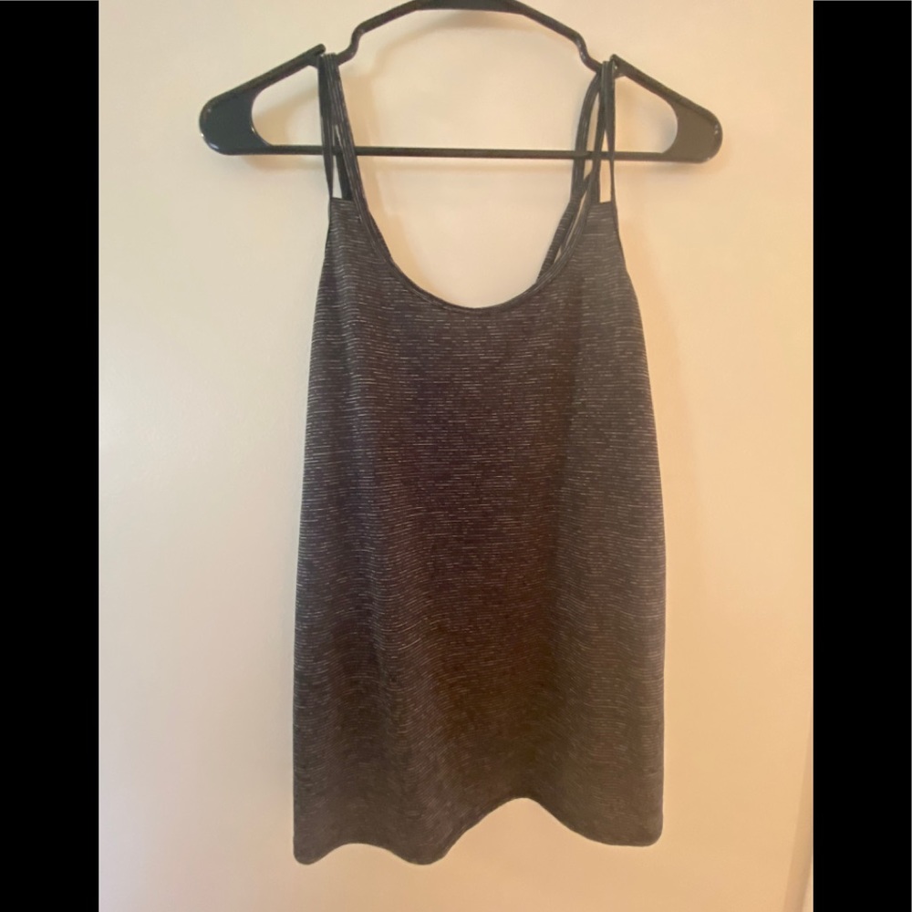 Workout tank top